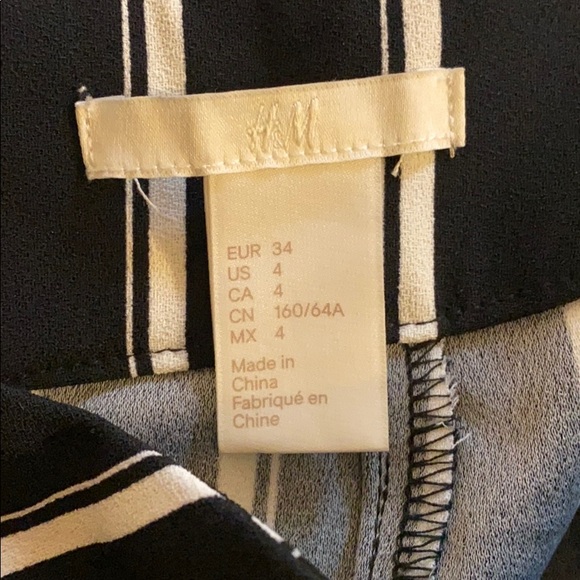 Black & White Striped Palazzo Pants - Picture 4 of 5